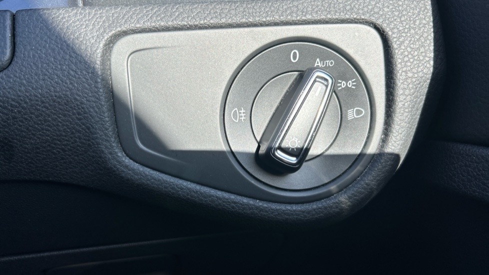 Used Volkswagen Golf 2018 for sale - 76826628: Photo 36