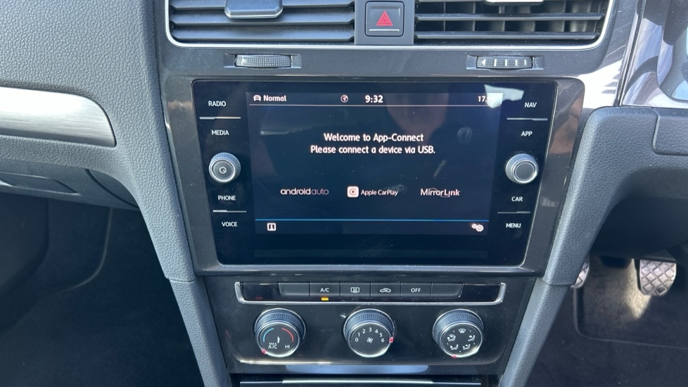 Used Volkswagen Golf 2018 for sale - 76826628: Photo 41