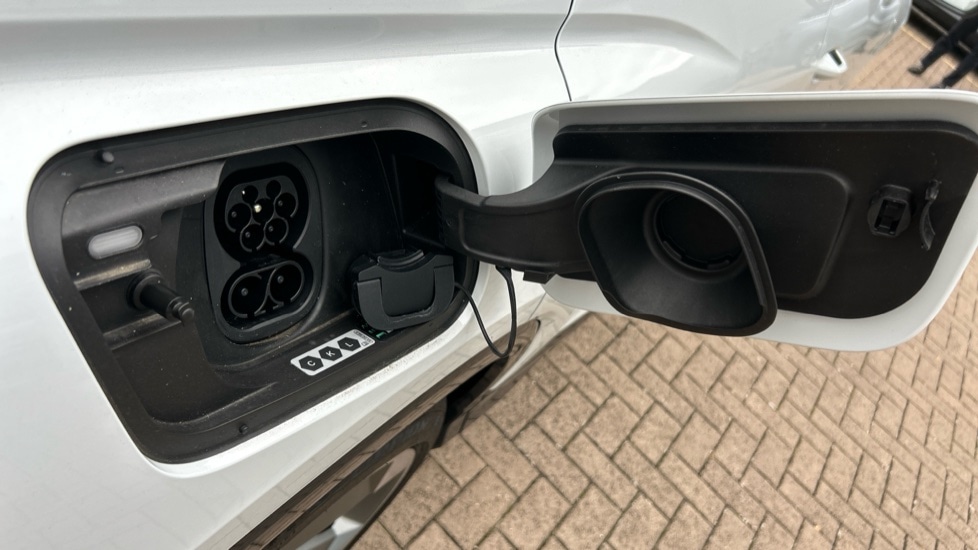 Used Audi Q4 e-tron 2025 for sale - 76415270: Photo 22