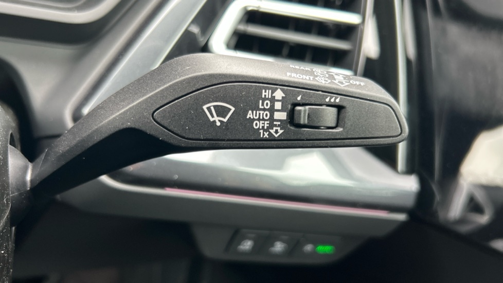 Used Audi Q4 e-tron 2025 for sale - 76415270: Photo 31