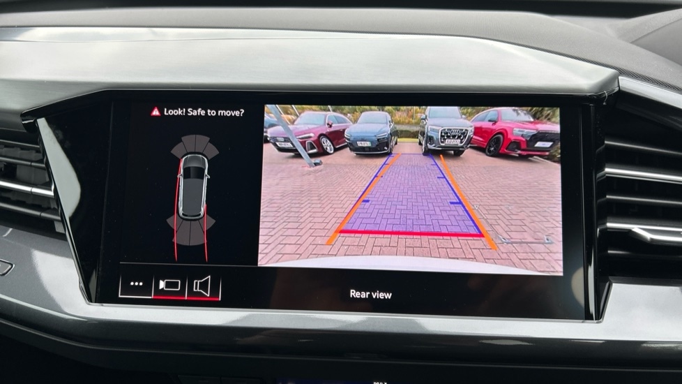 Used Audi Q4 e-tron 2025 for sale - 76415270: Photo 35