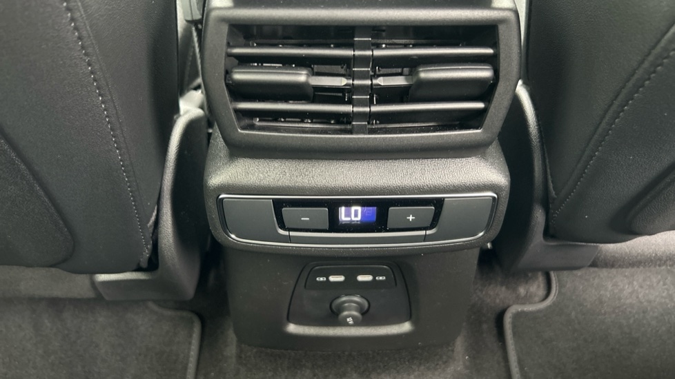 Used Audi Q4 e-tron 2025 for sale - 76415270: Photo 42