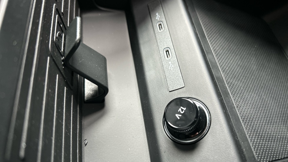 Used Audi Q4 e-tron 2025 for sale - 76415270: Photo 50