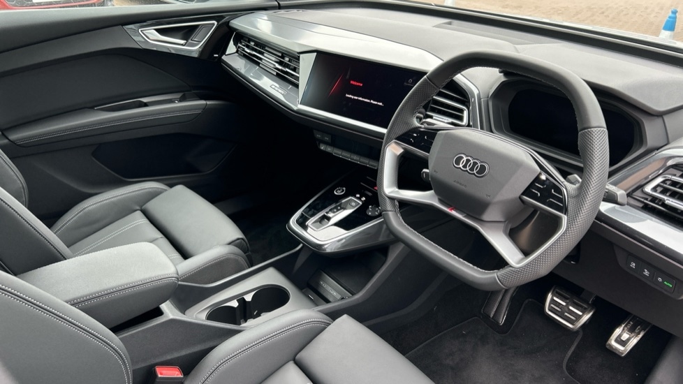 Used Audi Q4 e-tron 2025 for sale - 76415270: Photo 6