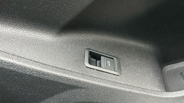 Used Audi Q3 2019 for sale - 76112007: Photo 48
