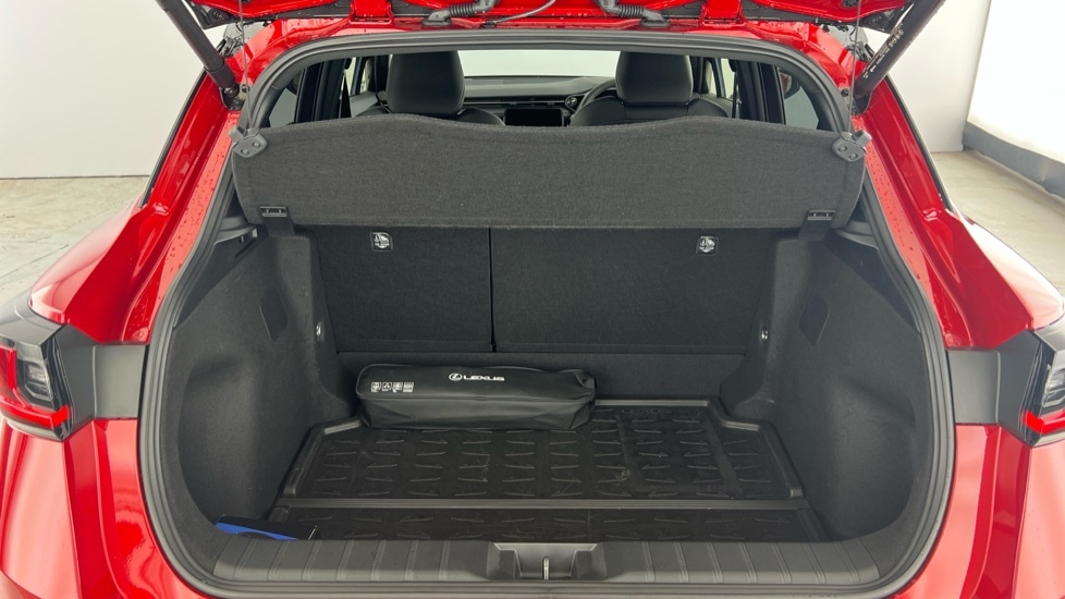 Used Lexus LBX 2025 for sale - 76393564: Photo 15