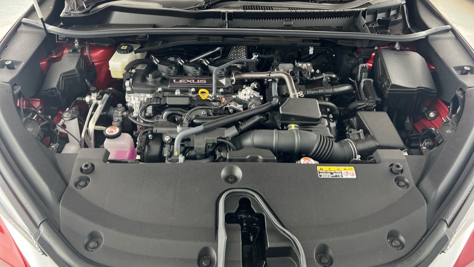 Used Lexus LBX 2025 for sale - 76393564: Photo 16