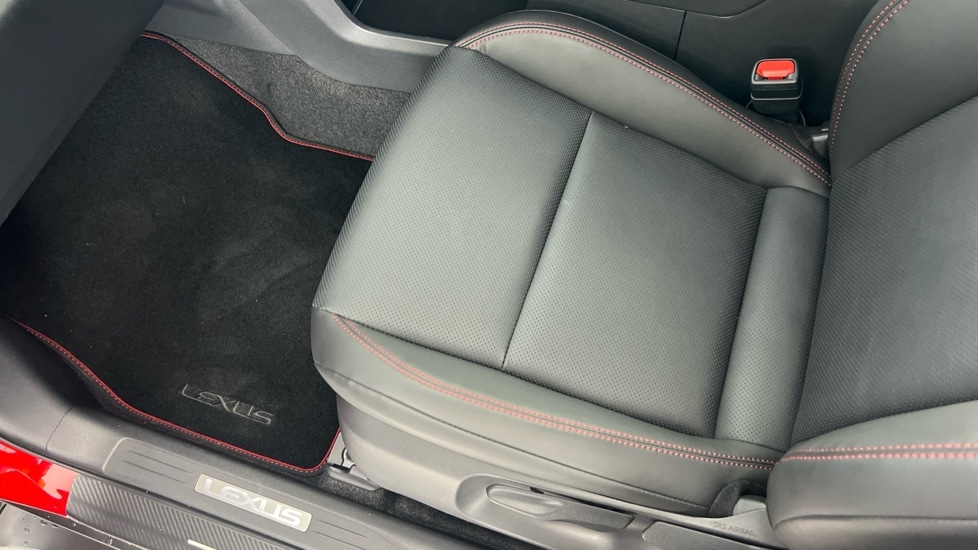 Used Lexus LBX 2025 for sale - 76393564: Photo 31