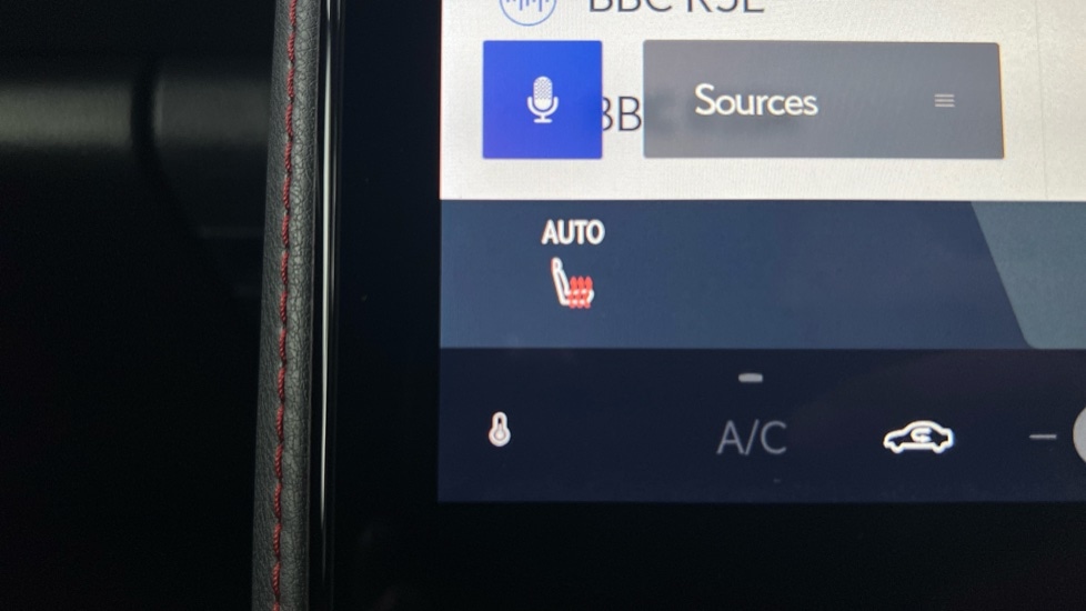 Used Lexus LBX 2025 for sale - 76393564: Photo 32