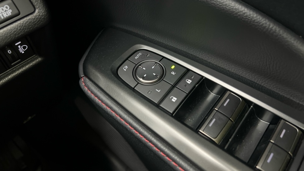 Used Lexus LBX 2025 for sale - 76393564: Photo 37