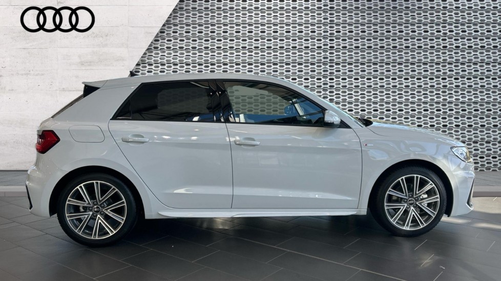 Used Audi A1 2025 for sale - 76539860: Photo 4