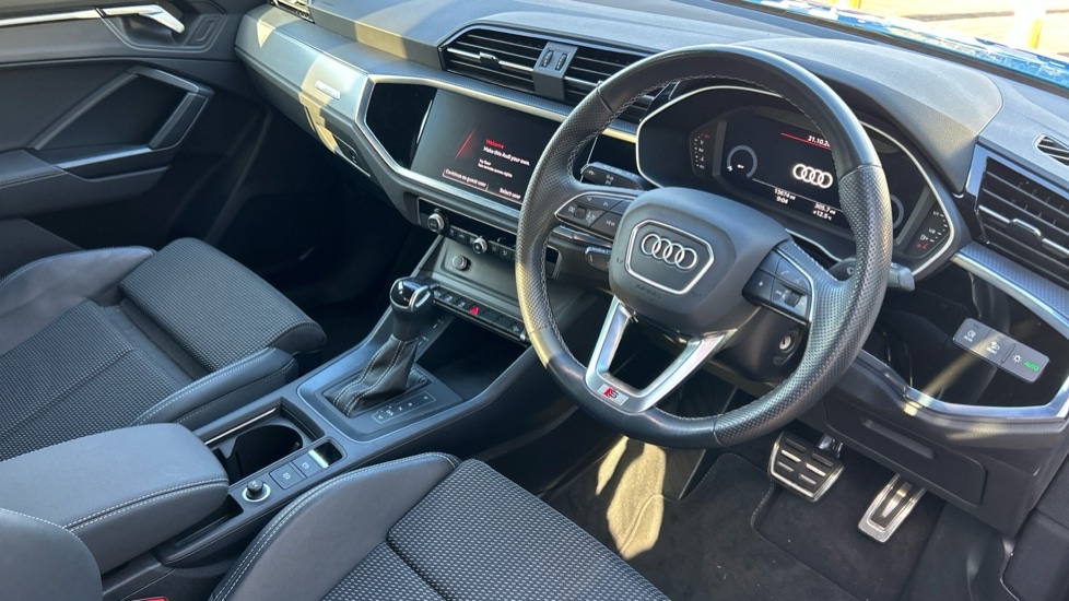 Used Audi Q3 2023 for sale - 76321866: Photo 6