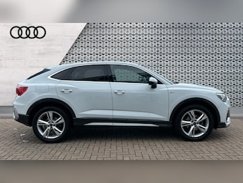 Used Audi Q3 2024 for sale - 76977704: Photo