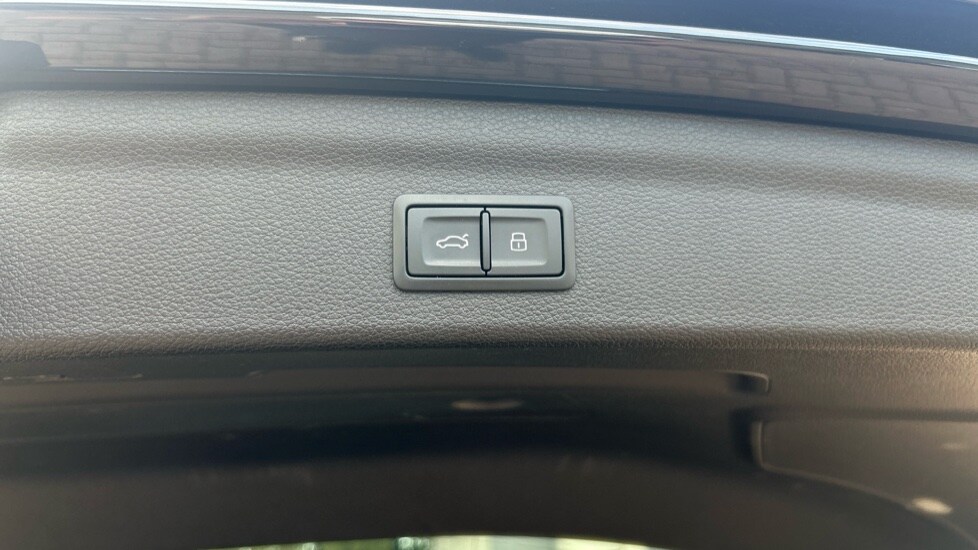 Used Audi RS Q3 2023 for sale - 76044177: Photo 42