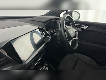 Used Audi Q4 e-tron 2021 for sale - 75438711: Photo