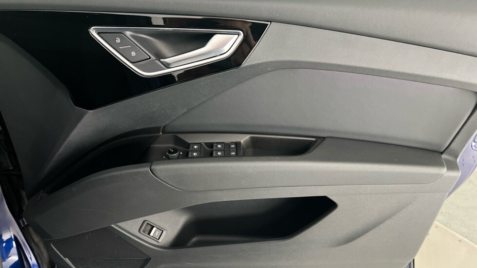 Used Audi Q4 e-tron 2022 for sale - 76217058: Photo 30