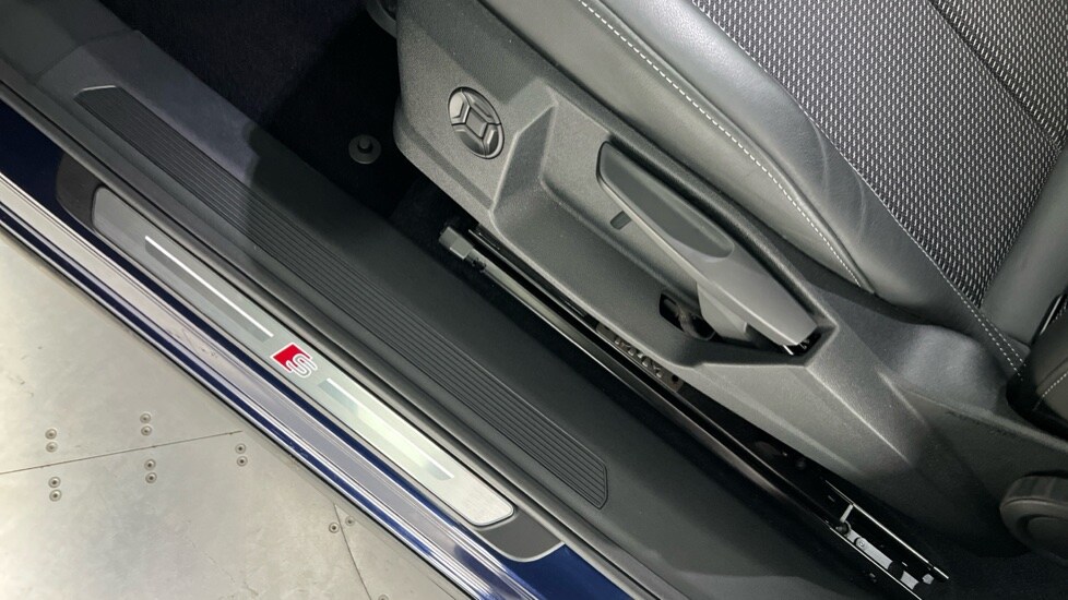 Used Audi Q4 e-tron 2022 for sale - 76217058: Photo 36