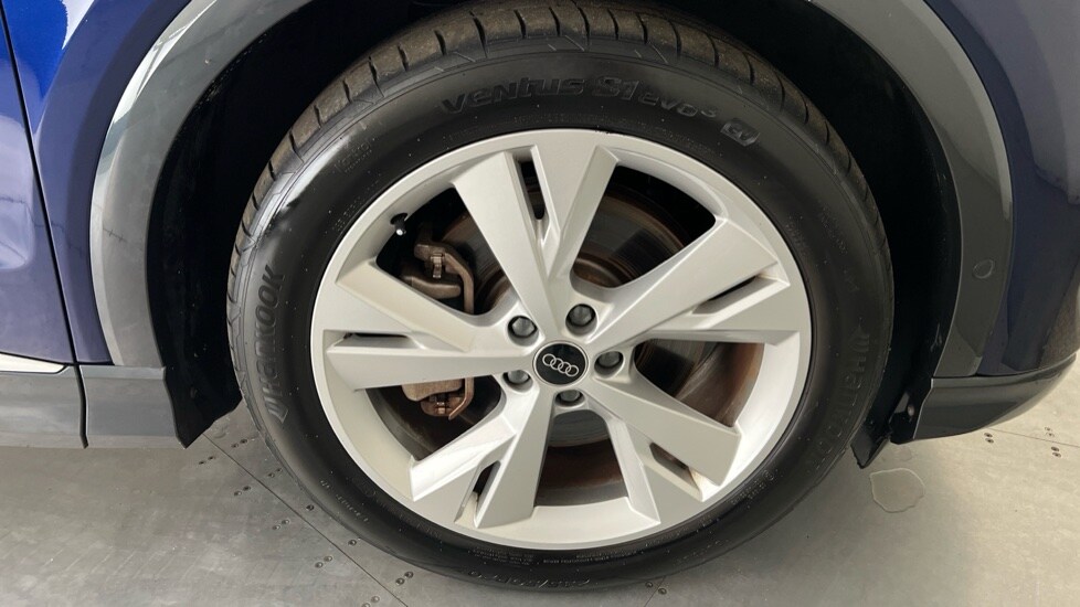 Used Audi Q4 e-tron 2022 for sale - 76217058: Photo 5