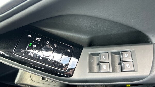 Used Audi Q6 e-tron 2025 for sale - 75526723: Photo 28