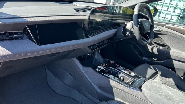 Used Audi A6 2025 for sale - 75603005: Photo 2
