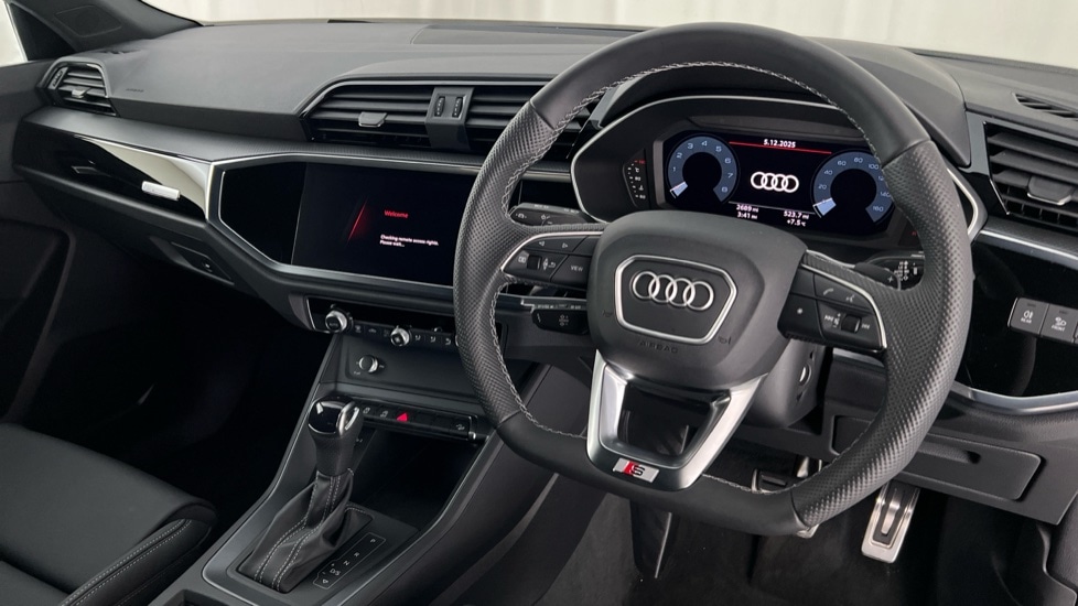 Used Audi Q3 2025 for sale - 76796272: Photo 6