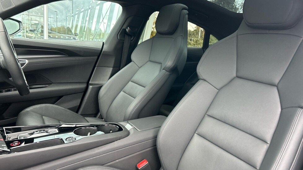 Used Audi e-tron GT 2022 for sale - 77021858: Photo 17