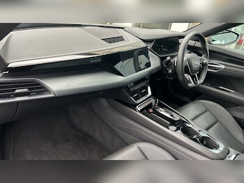 Used Audi e-tron GT 2022 for sale - 77021858: Photo