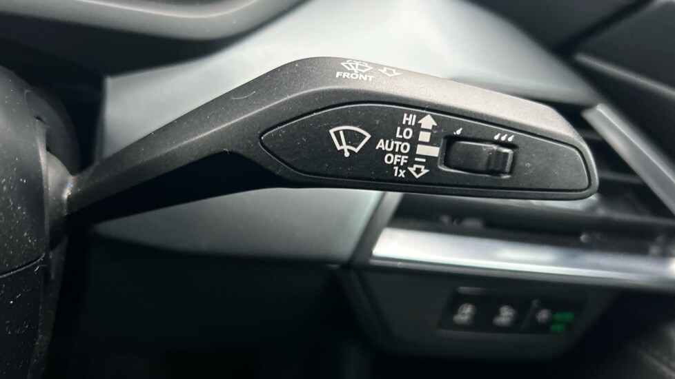 Used Audi e-tron GT 2022 for sale - 77021858: Photo 31