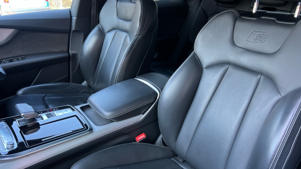 Used Audi Q8 2020 for sale - 76208900: Photo 17