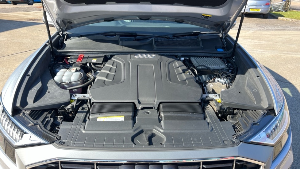 Used Audi Q8 2020 for sale - 76208900: Photo 20