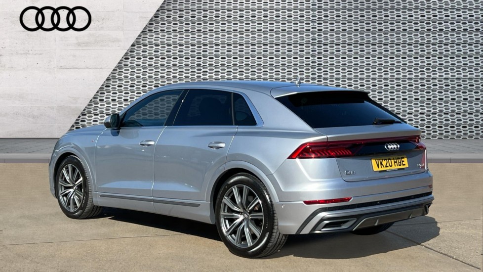 Used Audi Q8 2020 for sale - 76208900: Photo 3