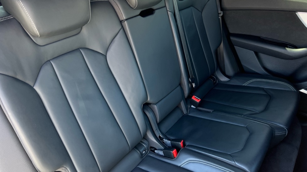 Used Audi Q8 2020 for sale - 76208900: Photo 45