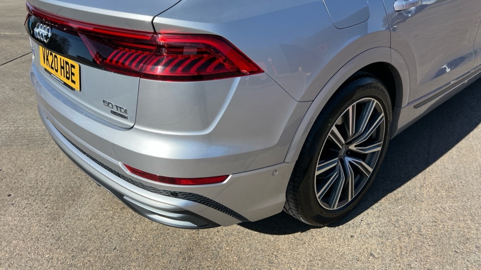 Used Audi Q8 2020 for sale - 76208900: Photo 49