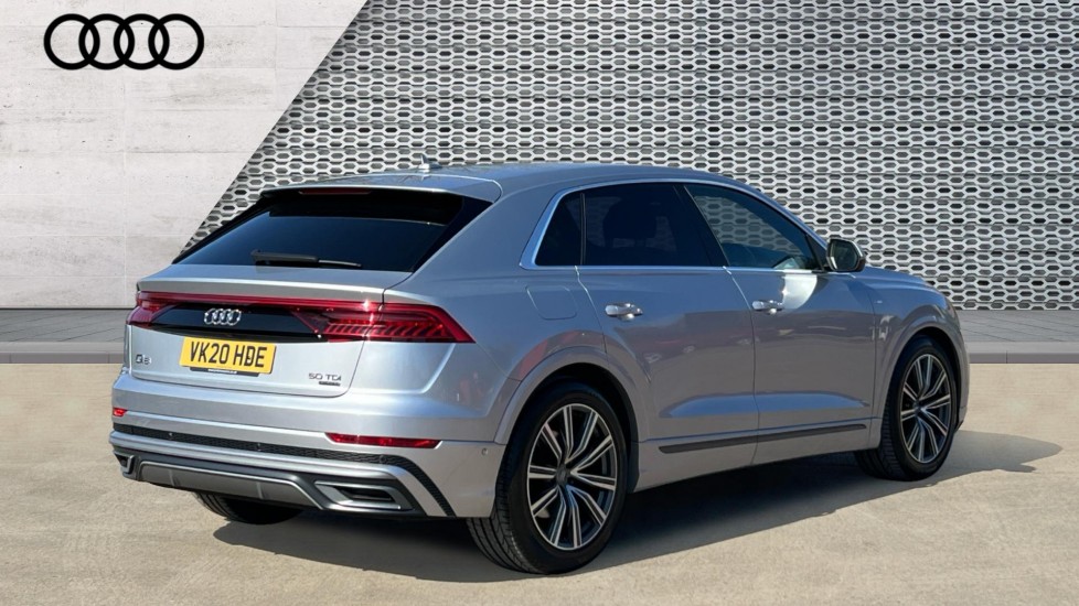 Used Audi Q8 2020 for sale - 76208900: Photo 8
