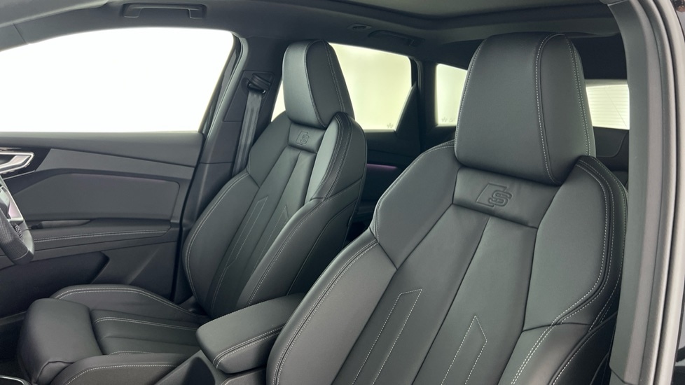 Used Audi Q4 e-tron 2025 for sale - 76415293: Photo 17