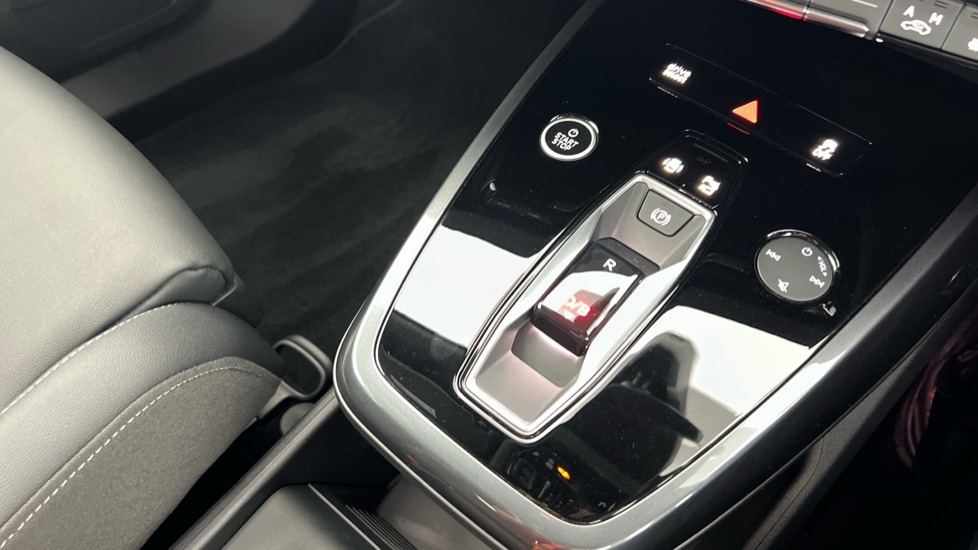 Used Audi Q4 e-tron 2025 for sale - 76415293: Photo 19