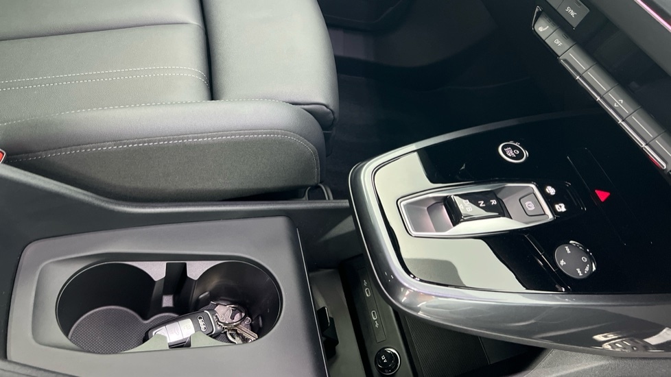 Used Audi Q4 e-tron 2025 for sale - 76415293: Photo 29