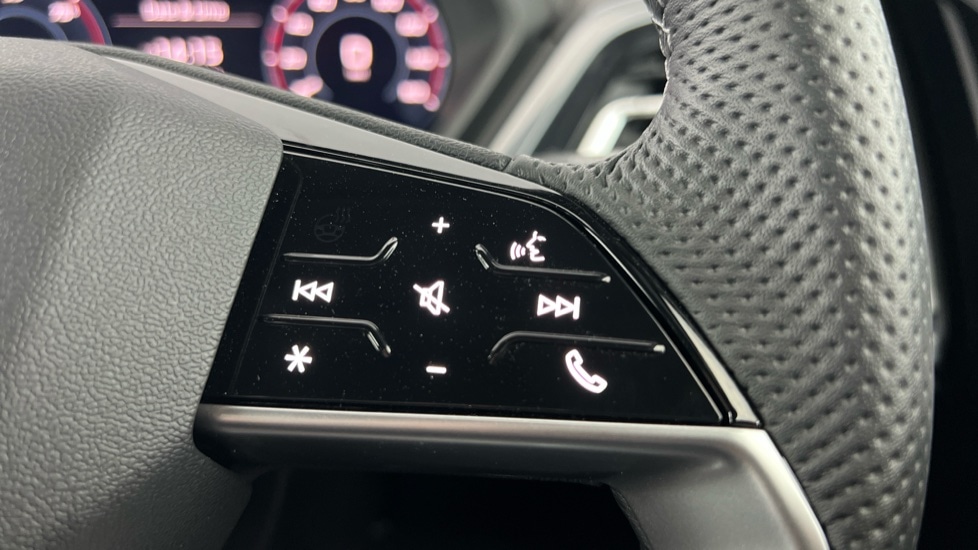 Used Audi Q4 e-tron 2025 for sale - 76415293: Photo 37