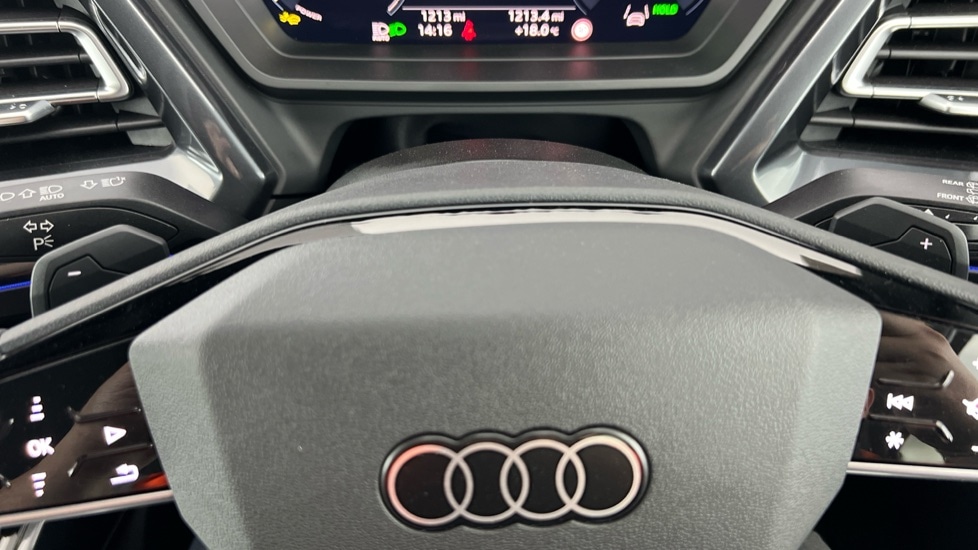 Used Audi Q4 e-tron 2025 for sale - 76415293: Photo 40