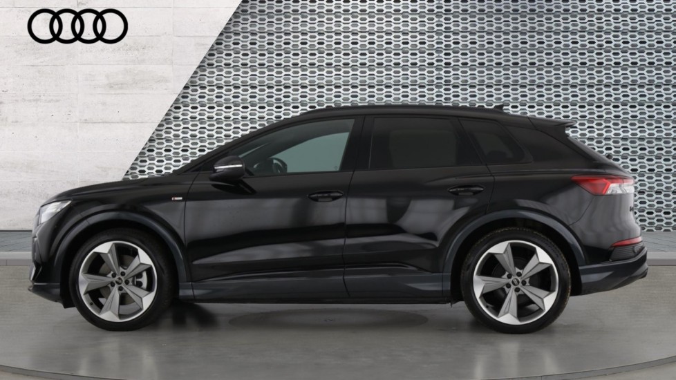 Used Audi Q4 e-tron 2025 for sale - 76415293: Photo 9