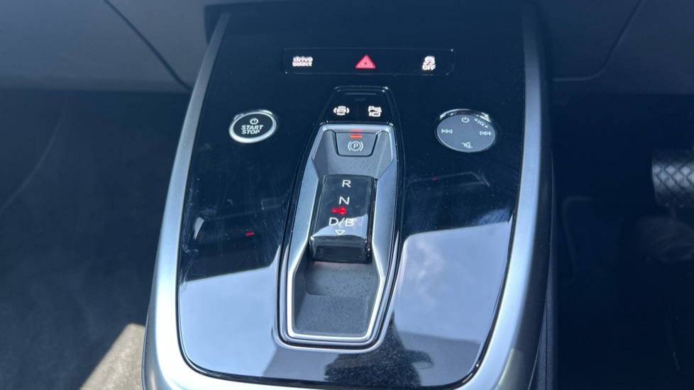 Used Audi Q4 e-tron 2025 for sale - 75967038: Photo 58