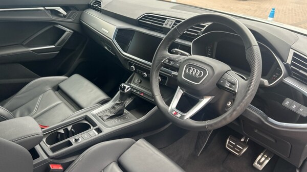 Used Audi Q3 2024 for sale - 75438833: Photo 6