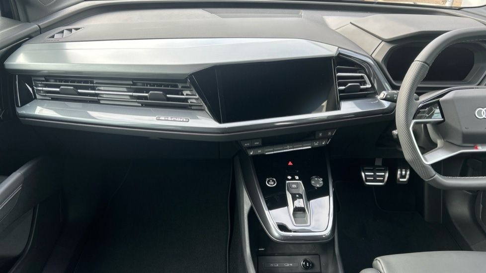 Used Audi Q4 e-tron 2025 for sale - 76415239: Photo 13