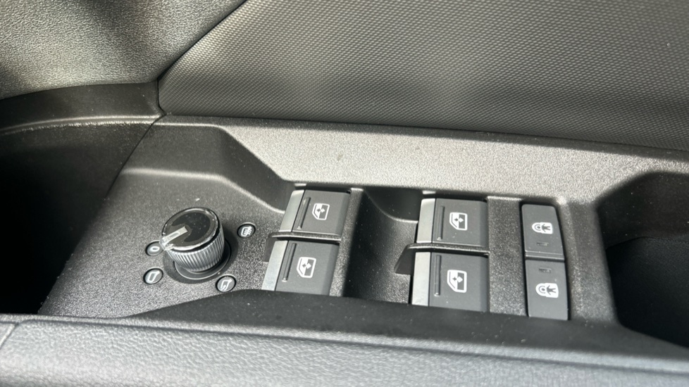 Used Audi Q4 e-tron 2025 for sale - 76415239: Photo 28