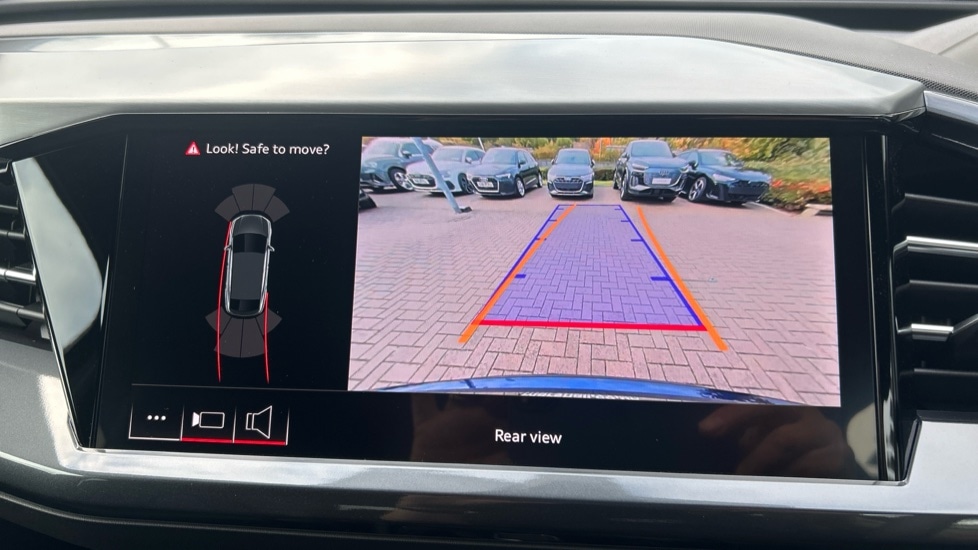 Used Audi Q4 e-tron 2025 for sale - 76415239: Photo 36