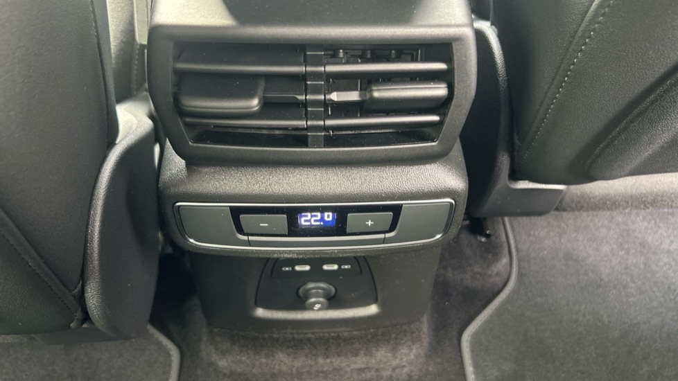 Used Audi Q4 e-tron 2025 for sale - 76415239: Photo 43