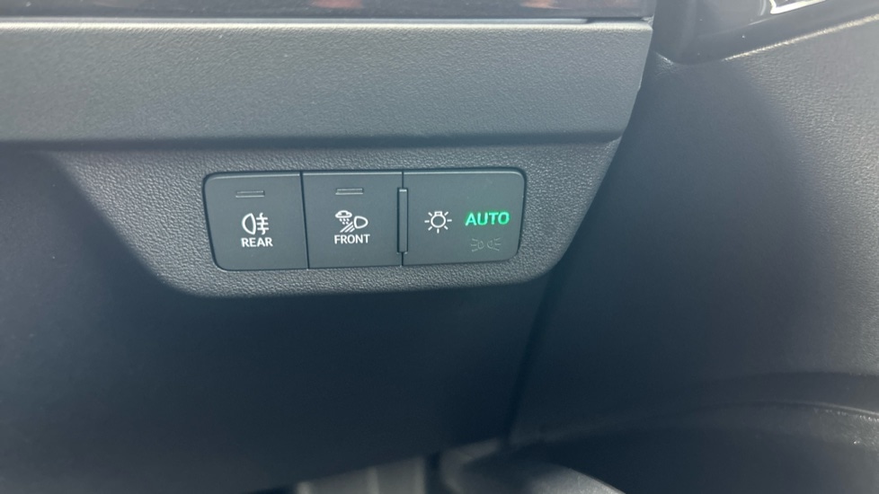 Used Audi Q4 e-tron 2025 for sale - 76415239: Photo 45