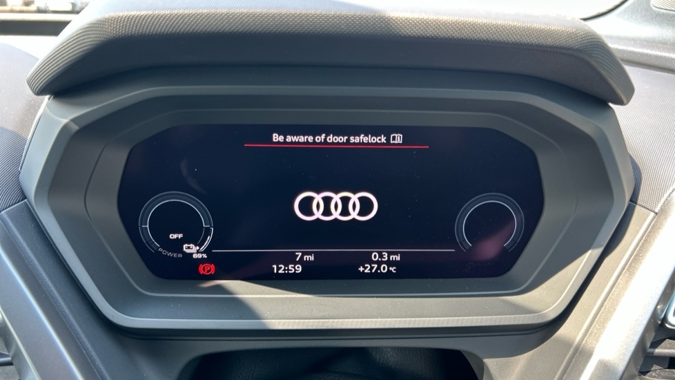 Used Audi Q4 e-tron 2025 for sale - 76593757: Photo 14