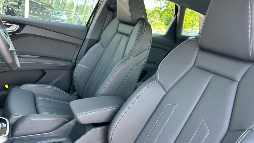Used Audi Q4 e-tron 2025 for sale - 76593757: Photo 17