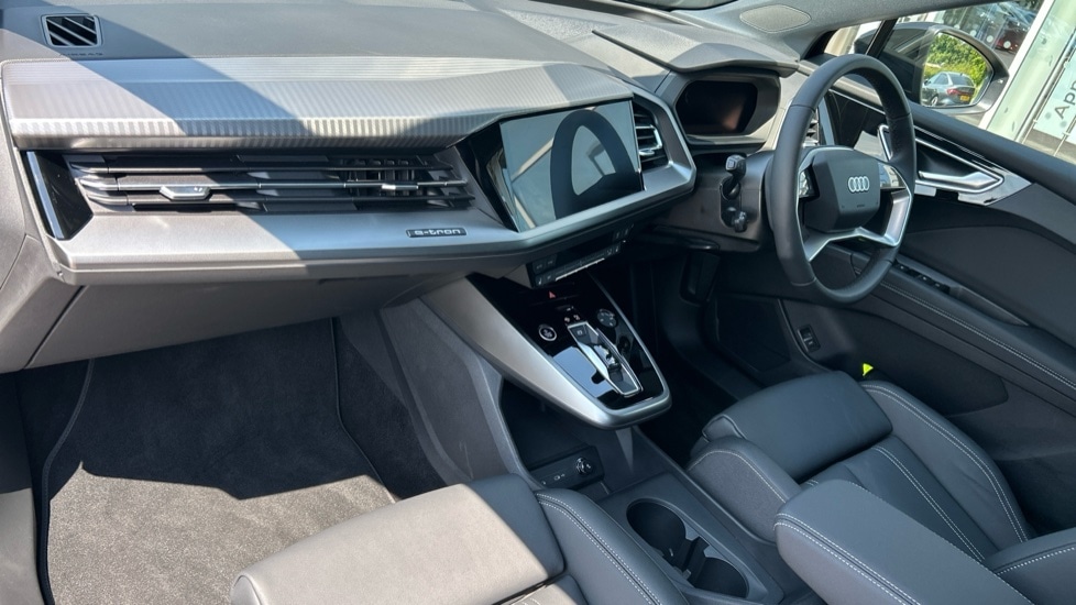 Used Audi Q4 e-tron 2025 for sale - 76593757: Photo 2